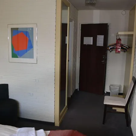 Hotel Dolphin 3*